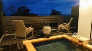 カップルにおすすめの高級宿はどこですか？