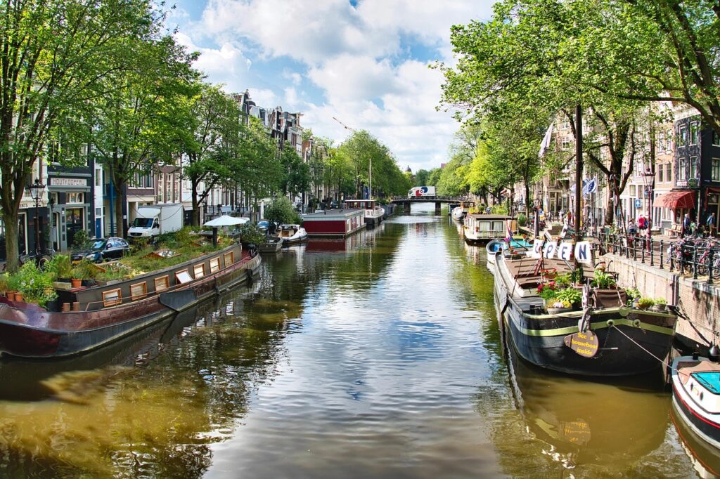 隠れ家の海辺で過ごすおすすめ宿泊施設は？